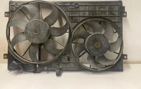 Volkswagen PASSAT B6 Fan set 1K0121207T PA6GF30 1355D300190