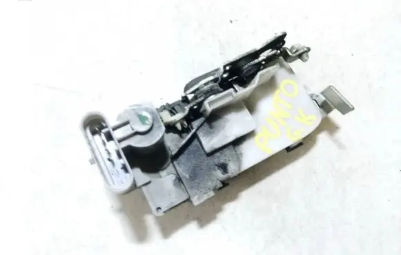Fiat Punto (188) Rear door lock