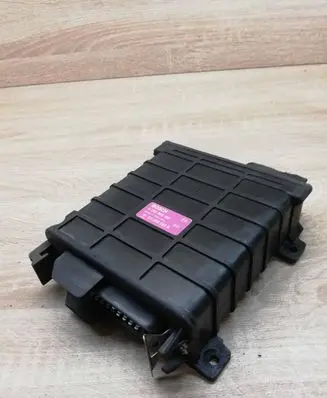 Audi 80 90 S2 B4 Engine control unit/module ECU 811906264G 02808001888