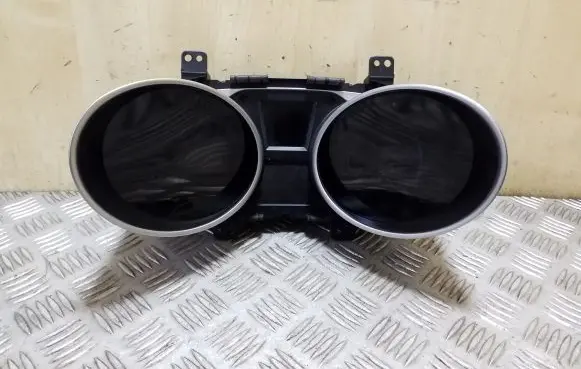 Hyundai ix35 Speedometer (instrument cluster) 940072Y501