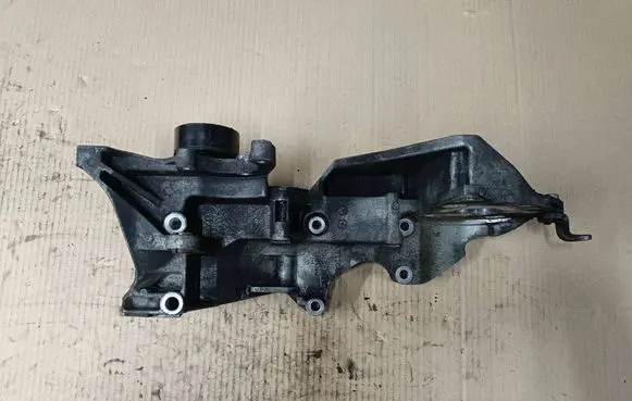 Volkswagen Amarok Generator/alternator bracket 03L903143L