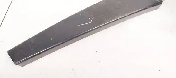 Audi A4 S4 B7 8E 8H Front door glass trim molding 8E0853289D