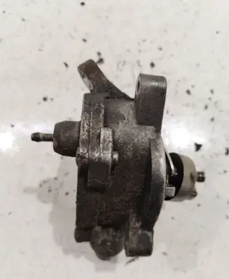 Vacuum pump