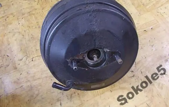 Mitsubishi Lancer Evolution Brake booster