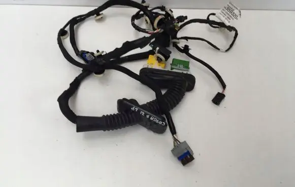 Opel Corsa F Front door wiring loom 9835932080