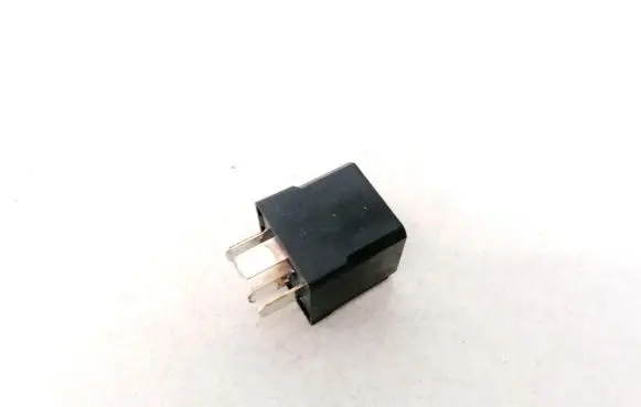 Chrysler 300 - 300C Other relay 04727370AA 50732