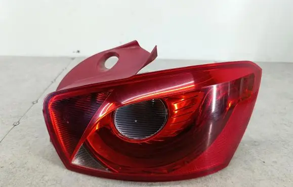 Seat Ibiza IV (6J,6P) Rear/tail lights 