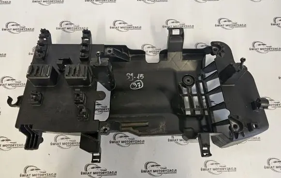 BMW 1 F20 F21 Other engine bay part 7608107