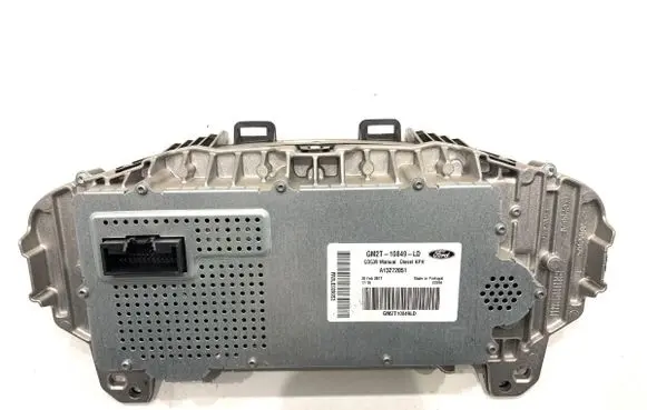 Speedometer (instrument cluster)