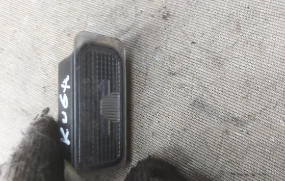 Ford Kuga I Number plate light 6M2A13560A