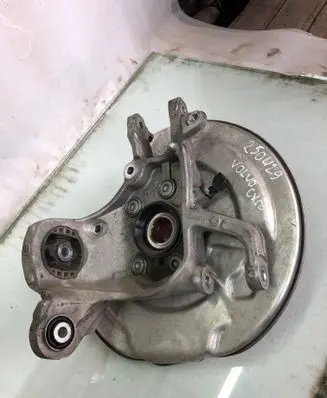 Volvo XC60 Rear wheel hub 32217287