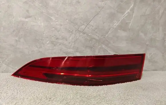 Jaguar E-Pace Rear/tail lights J9C313405 041220170641 0020636702