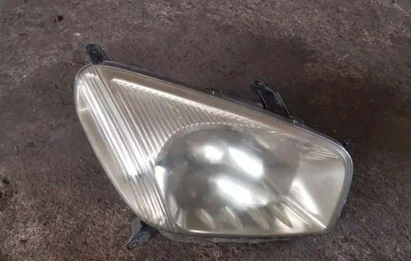 Toyota RAV 4 (XA20) Headlight/headlamp