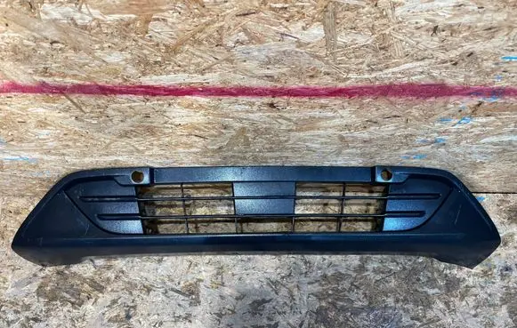 Front bumper lower grill