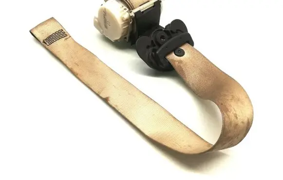 BMW 3 E92 E93 Front seatbelt 9138244
