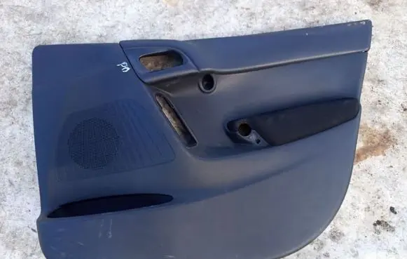 Citroen C3 Front door card panel trim 96781139zd