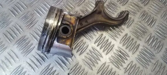 Piston