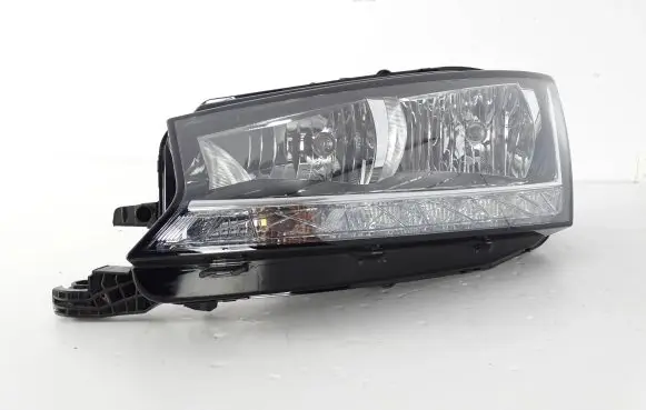 Skoda Fabia Mk3 (NJ) Headlight/headlamp 6V1941015D