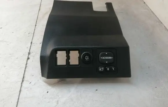 Toyota RAV 4 (XA40) Other dashboard part 5554542080