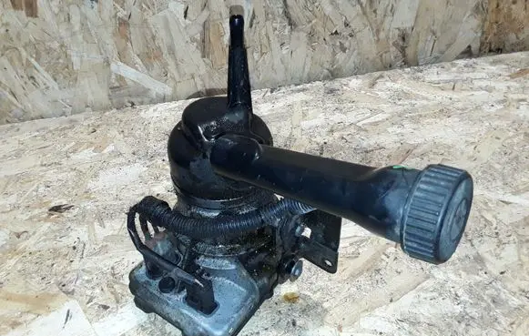 Citroen C4 I Picasso Power steering pump A0012002 9681965580
