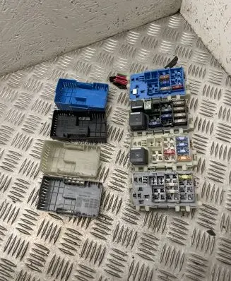 Volvo S80 Fuse box set