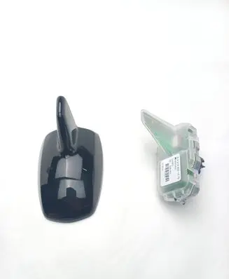 Mercedes-Benz ML W166 Aerial GPS antenna A2128270228 A2128201675
