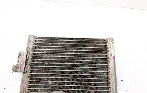 BMW X3 F25 Engine oil radiator 7601536