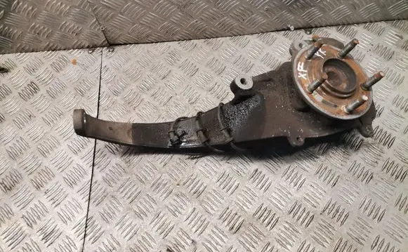 Jaguar XF X250 Front wheel hub spindle knuckle