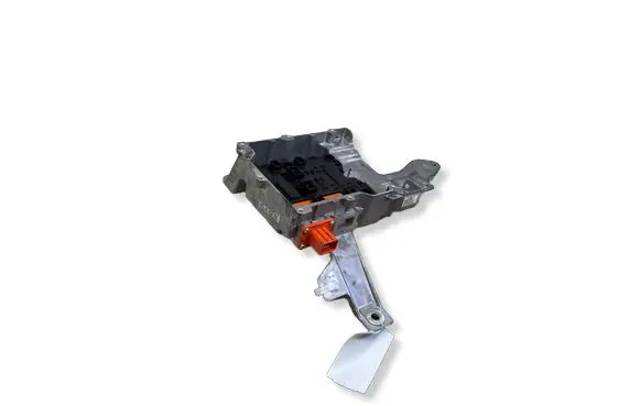 Lexus RX V Voltage converter inverter 8267048110