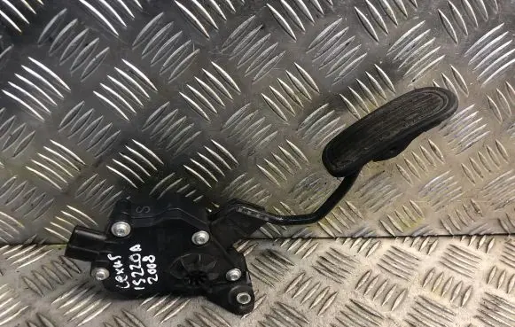 Lexus IS 220D-250-350 Accelerator throttle pedal 1988007840