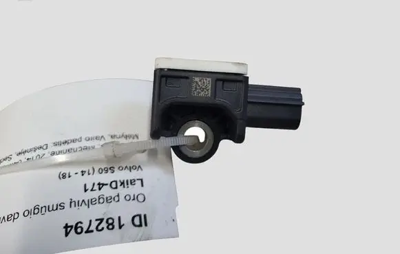 Volvo S60 Airbag deployment crash/impact sensor 31334336