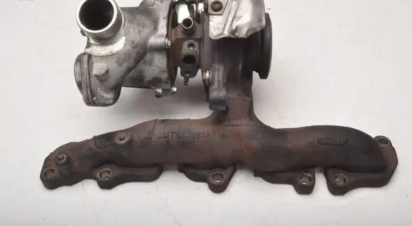 Audi Q3 F3 Turbo 04L253010B