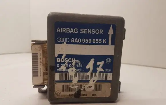 Audi A8 S8 D2 4D Airbag control unit/module 8A0959655K 0285001151