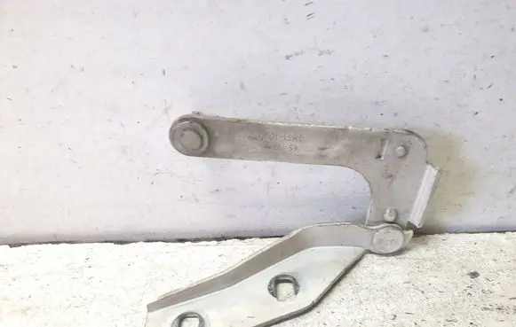 Ford Focus C-MAX Engine bonnet/hood hinges 3M5116801AG