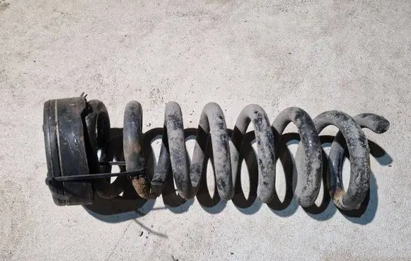 Mercedes-Benz E C207 W207 Rear coil spring