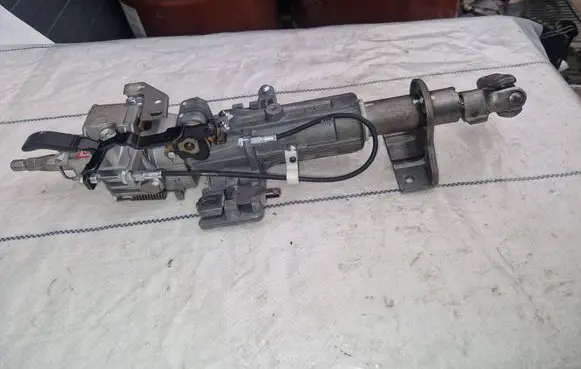 Hyundai Santa Fe Steering wheel axle