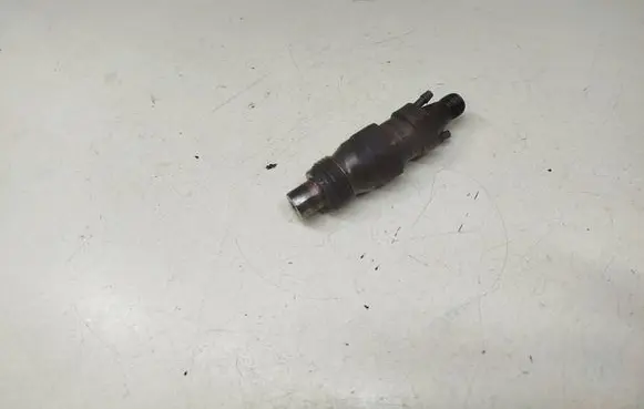 Nissan Terrano Fuel injector kca17s42