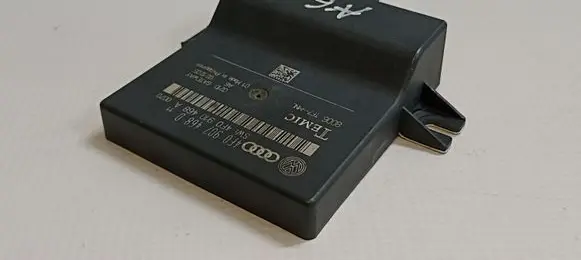 Audi A6 S6 C6 4F Gateway control module 4F0907468D 4F0910468A