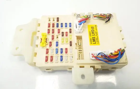 Hyundai ix35 Fuse module 919502S521