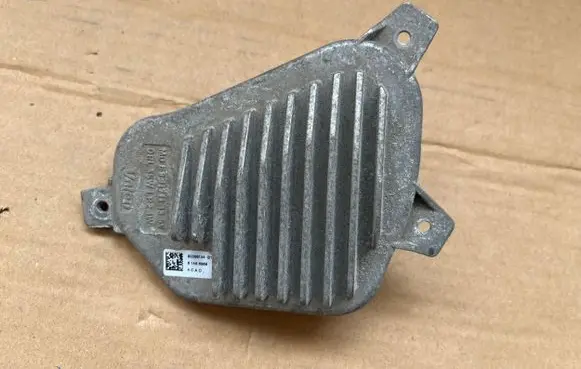 BMW X1 F48 F49 LED ballast control module 90068144 61466969
