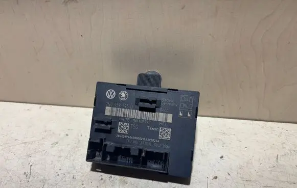 Skoda Yeti (5L) Door control unit/module 7N0959795D