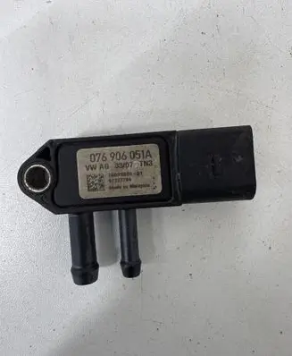 Volkswagen Touareg I Exhaust gas pressure sensor 076906051A 01227704 20DPS09001
