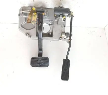 Maserati Coupe Pedal assembly 186861 0280752031 183743