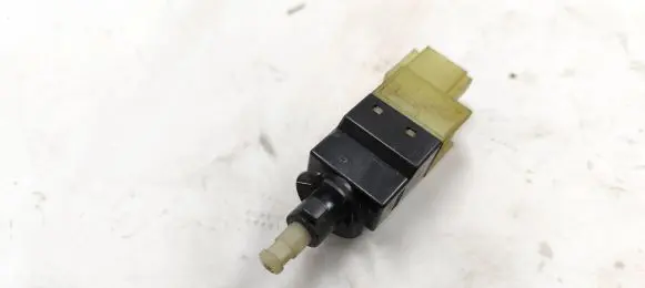 Mercedes-Benz C W203 Brake pedal sensor switch A0015453809