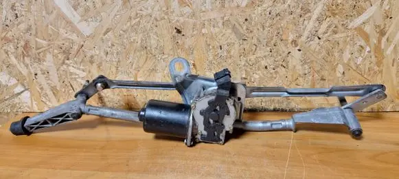 Volvo S60 Front wiper linkage and motor 09151848