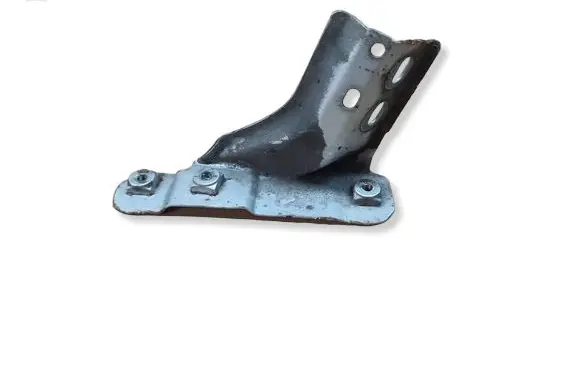 Volkswagen Polo V 6R Fender mounting bracket 6R0821142A