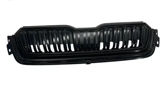 Front bumper upper radiator grill