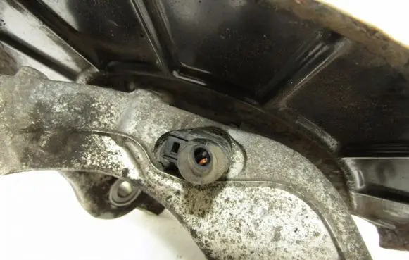 Volkswagen PASSAT CC Front wheel hub