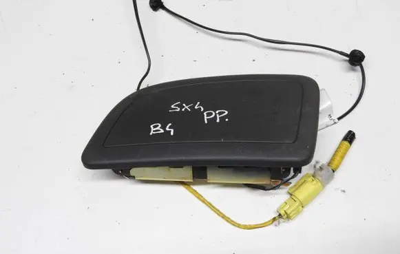 Suzuki Swift I Seat airbag 8535562J00