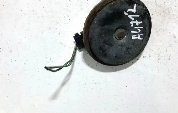 Toyota Avensis T250 Horn signal